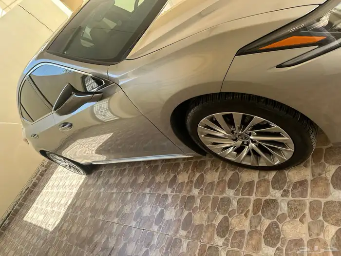 لكزس ES 250 BD 21