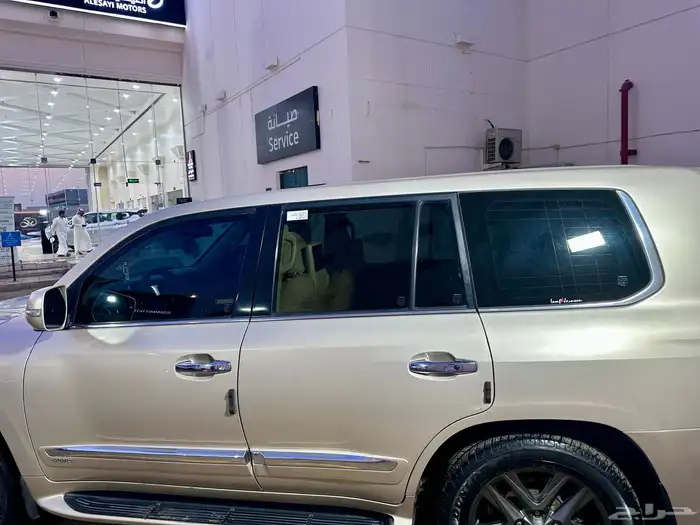 جيب لكزس 2014 6