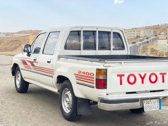 هايلوكس GL موديل 1992 قمة في النظافة. 8