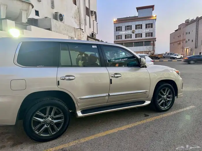 جيب لكزس 2014 11