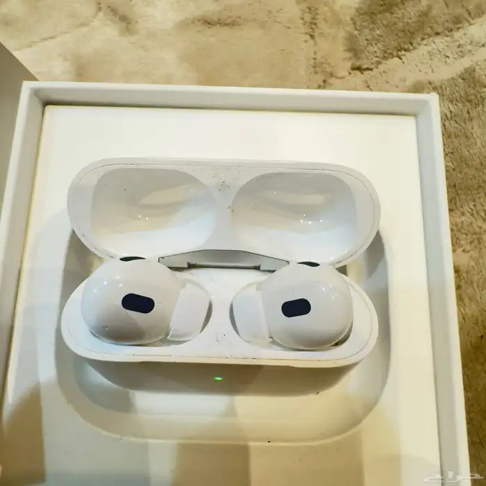 سماعات Airbods pro الجيل الثاني مستعمله 6
