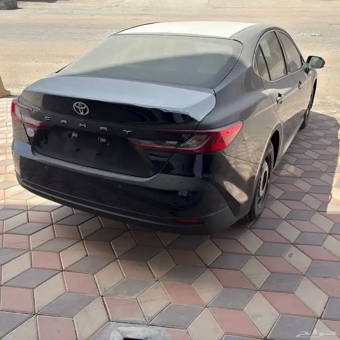 تويوتا كامري استاندر بريمي اسود 2025 4