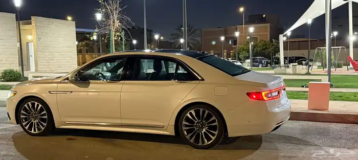 فورد لينكون كونتننتال نظيفة جدا  2017 للبيع 21
