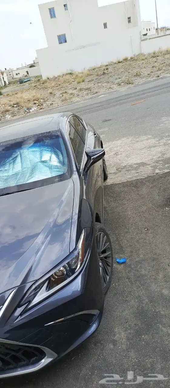 لكزس 2023 ES 300H نص فل للبيع 1