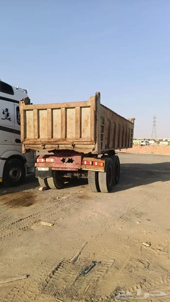 للبيع عدد 2 صندوق قلاب صاج وبرك 9