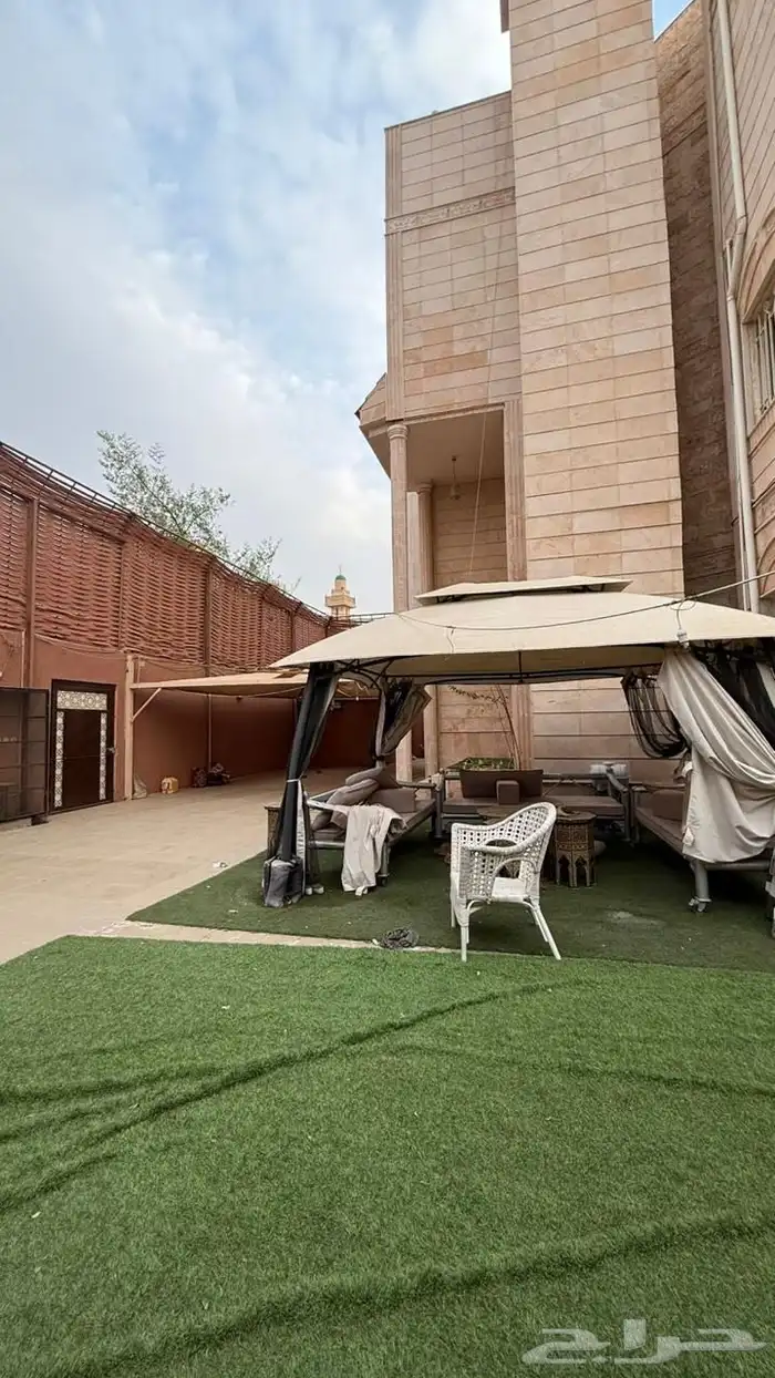 فيلا 3 أدوار بالمنار مع مصعد مساحة 676م 0