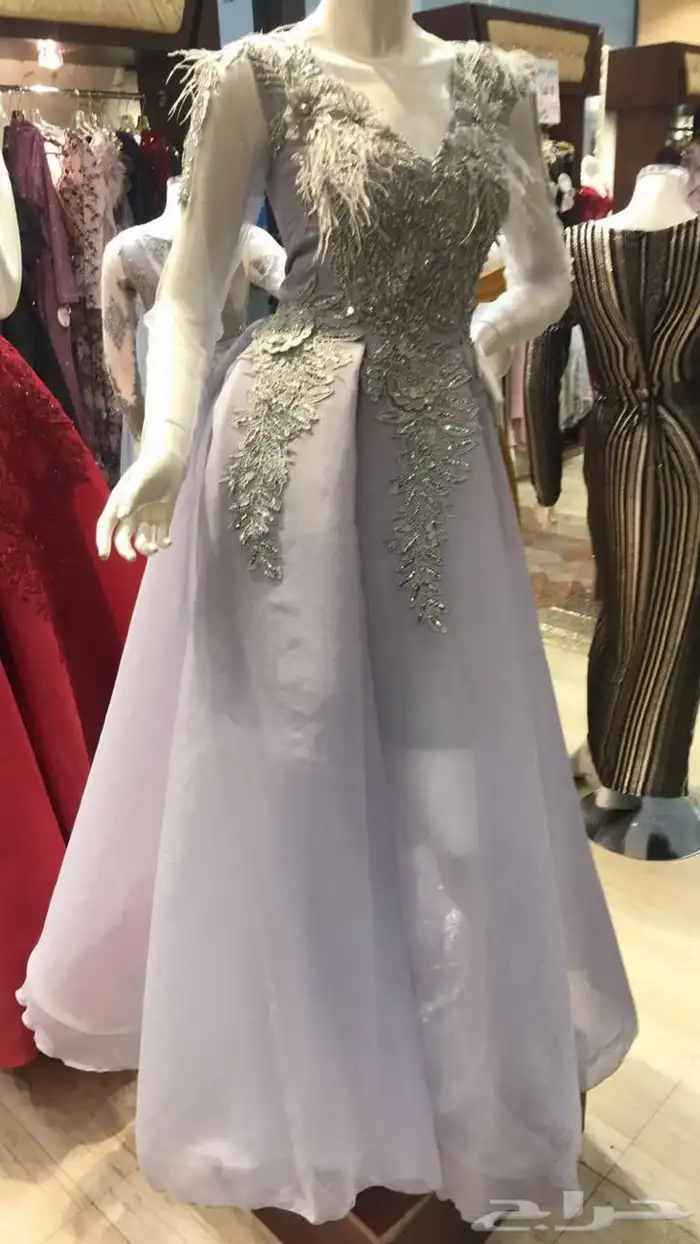 فستان بحاله جيدة ونظيف 0
