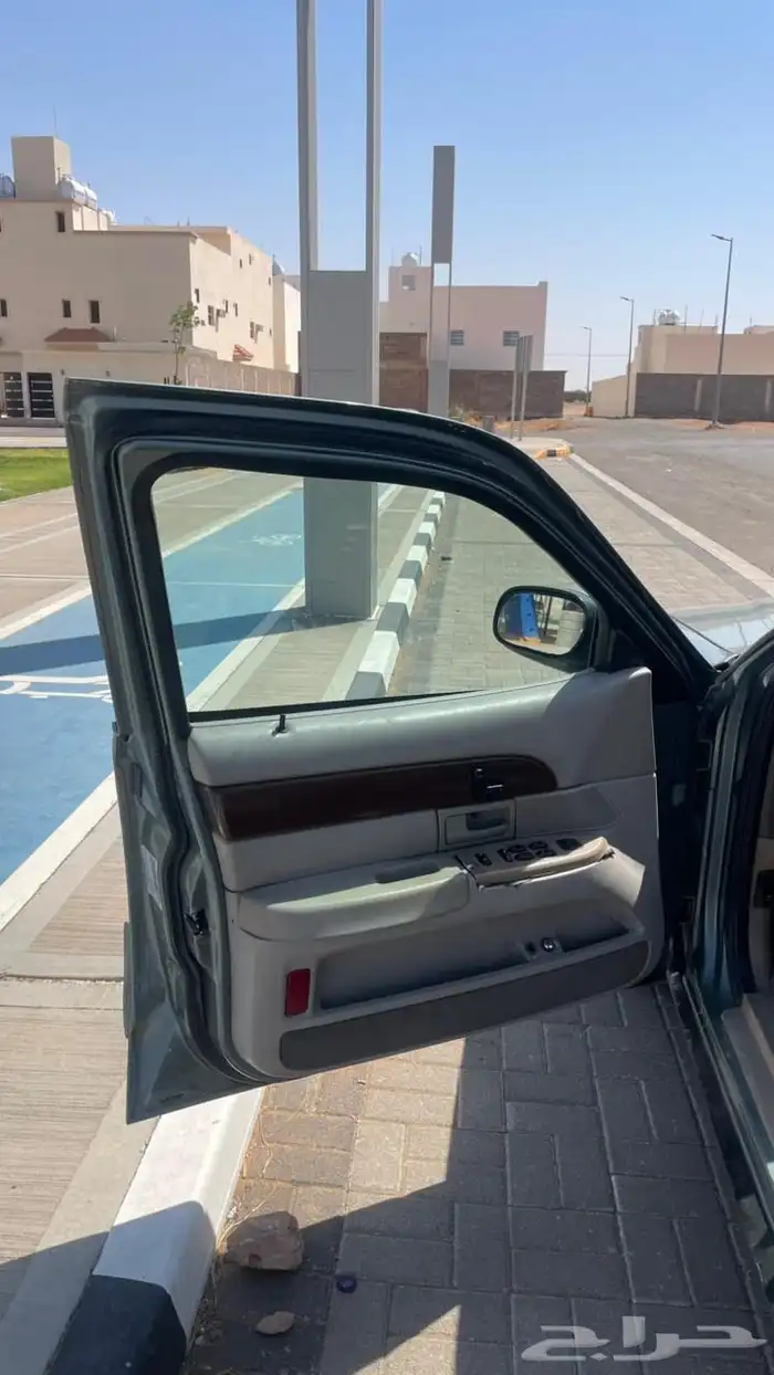 للبيع فورد 2005 1