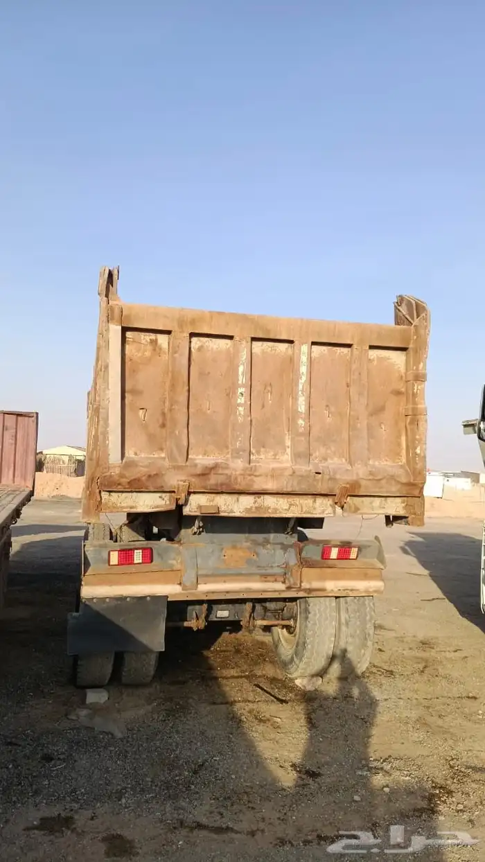 للبيع عدد 2 صندوق قلاب صاج وبرك 3