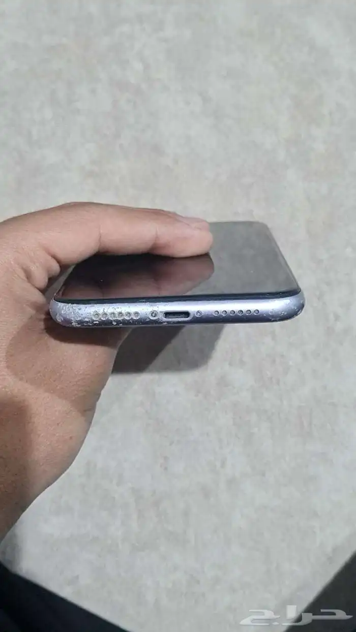 ايفون 11 4