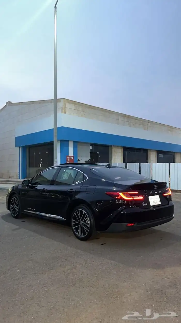 للتقبيل بدون مقابل على البنك الاهلي كامري قراندي فل2025 4