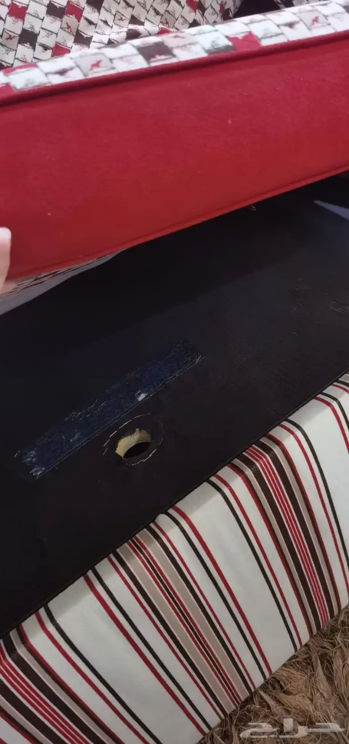 مجاس بحاله ممتازه للبيع مع السجاده والستاره 3