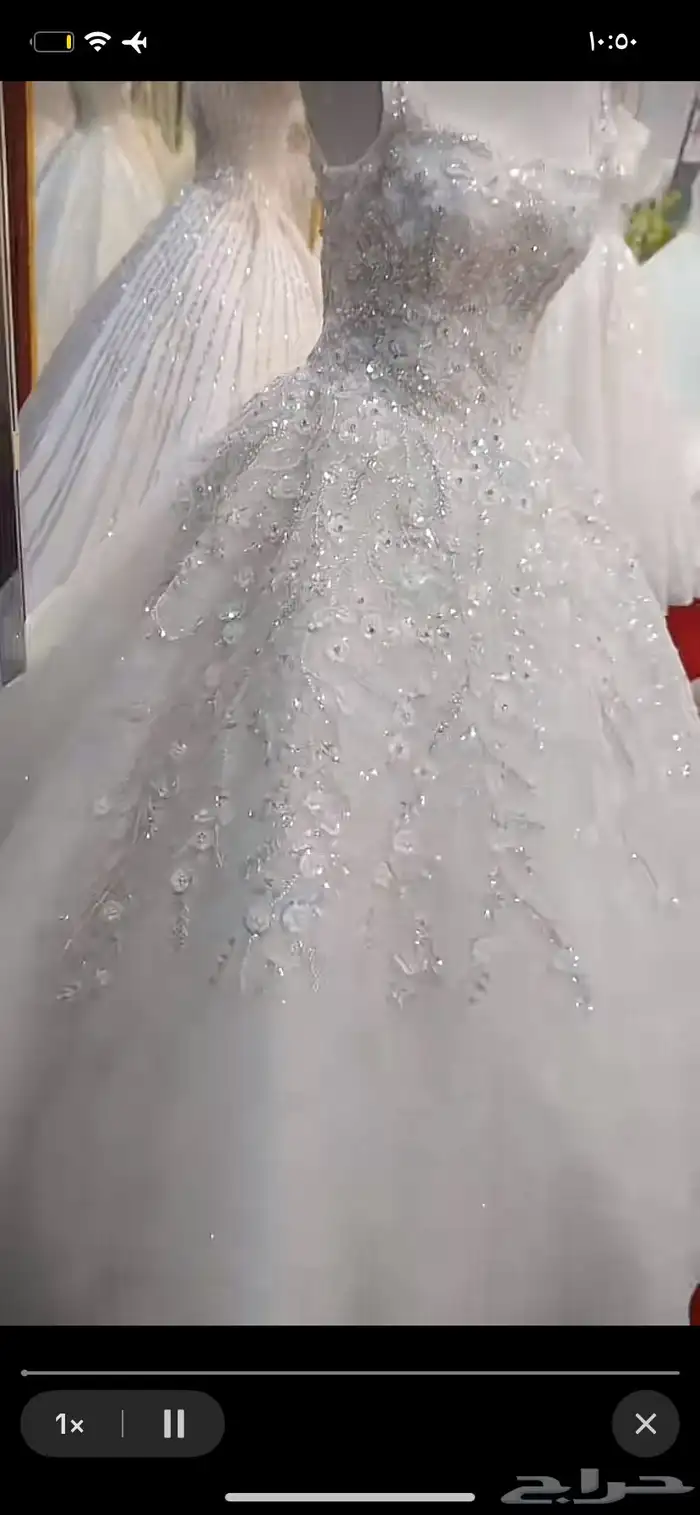 فستان زفاف مع طرحه للبيع 1
