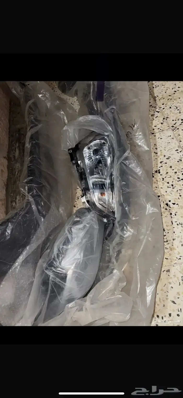 هيونداي كريتا قطع غيار كبوت صدام امامي لحية صدام شمعات 2