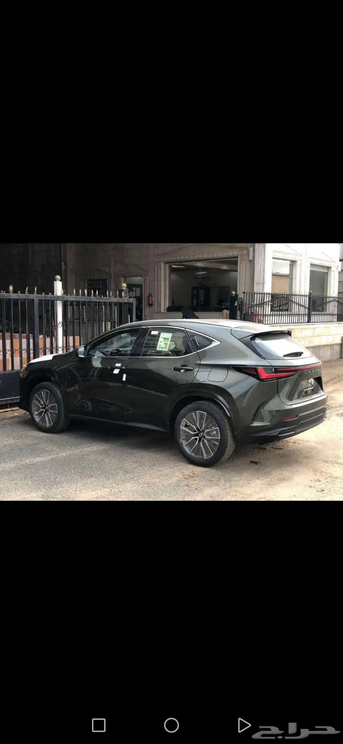 لكزس NX 350 AA 2025 سعودي بنزين أخضر زيتي داخل أحمر 2
