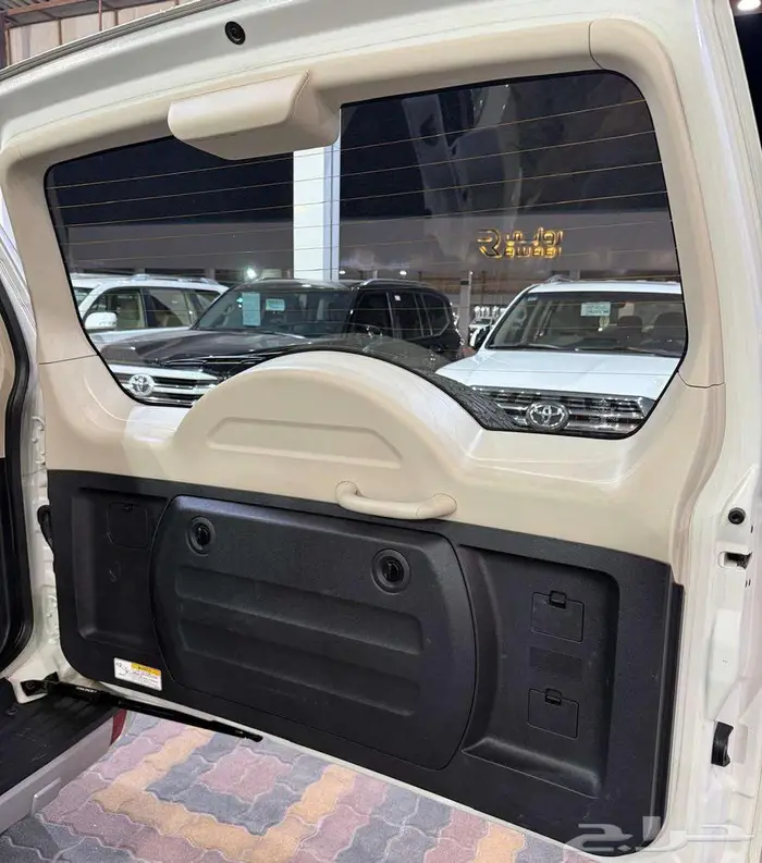 للبيع باجيرو 2020 بابين V6 3.8 سعودي 48