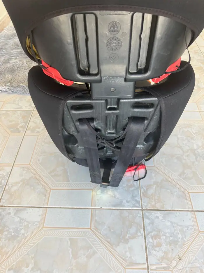 كرسي سيارة للأطفال 3