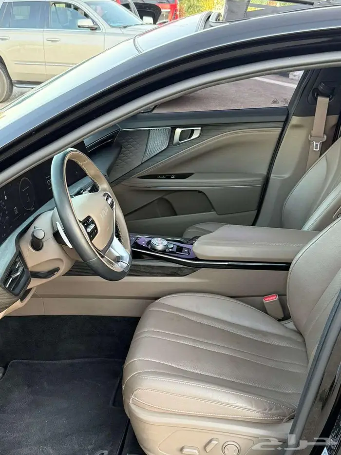 كيا كي 8 2022 أعلى فئة بانوراما 14