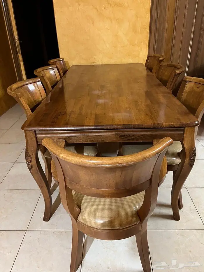 طاولة سفرة من هوم سنتر 1