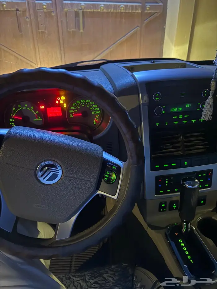 جيب اكسبلور (مانتونير) 2008 البيع مستعجل 1