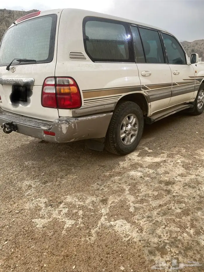 لاند كروزر موديل 2002 1