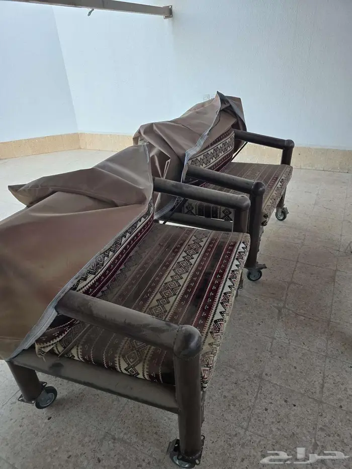 مركاز جلسة خارجية كراسي حديد مع كفرات وأغطية 3