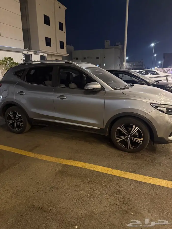 للبيع  MG ZS 2023 فل أوبشن   حالة ممتازة 3