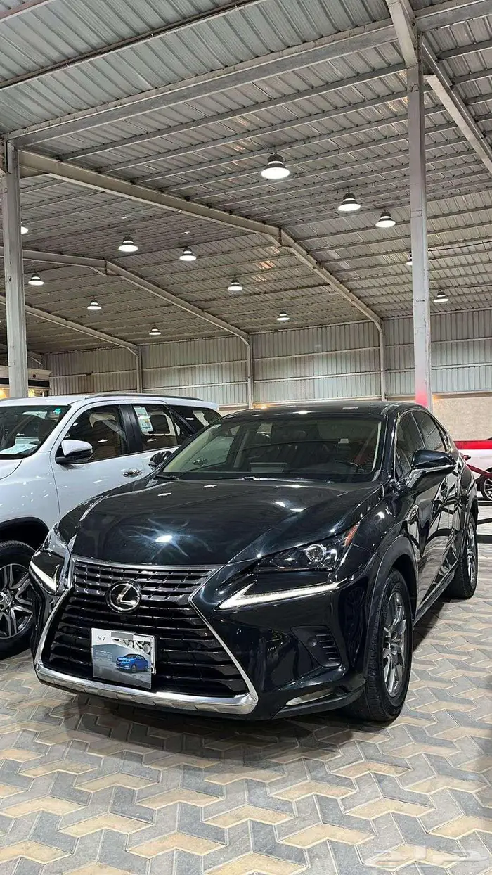 لكزس NX 300 نص فل سعودي موديل 2019 1