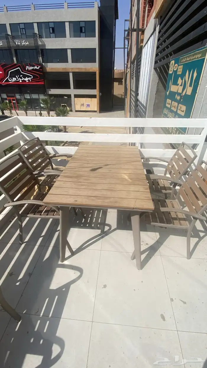 اغراض ومعدات مطعم 1