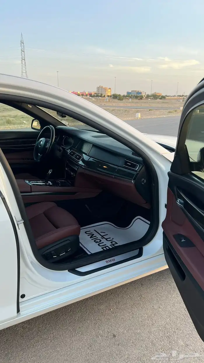 بي ام 750 2014 4