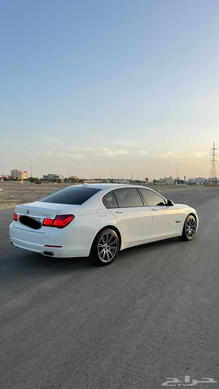 بي ام 750 2014 1