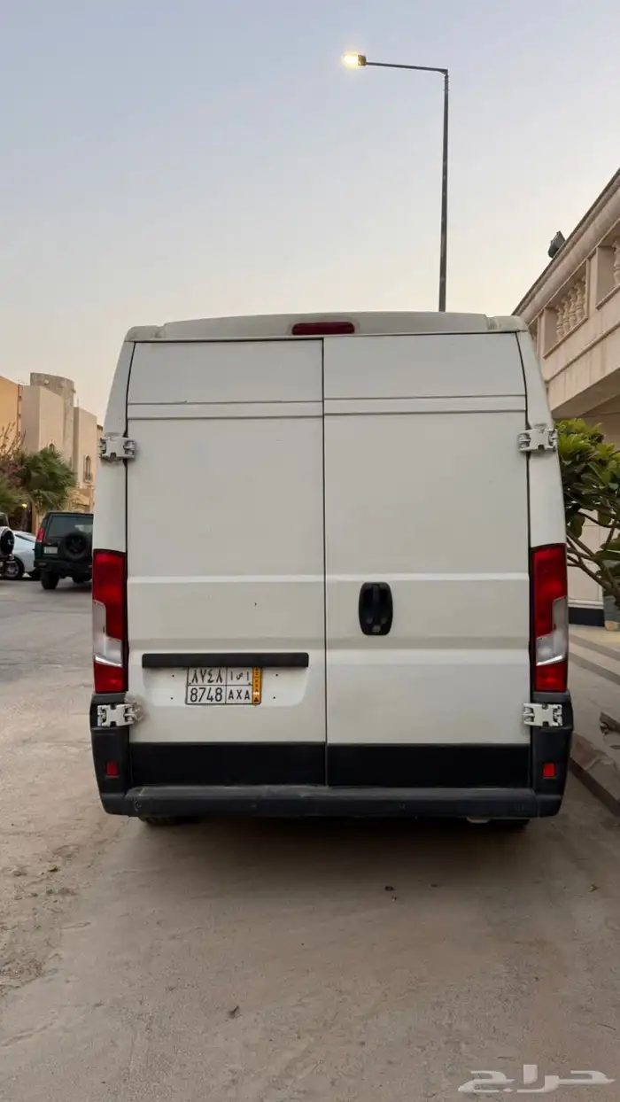 بيجو بوكس 3.5 طن مع تبريد 12