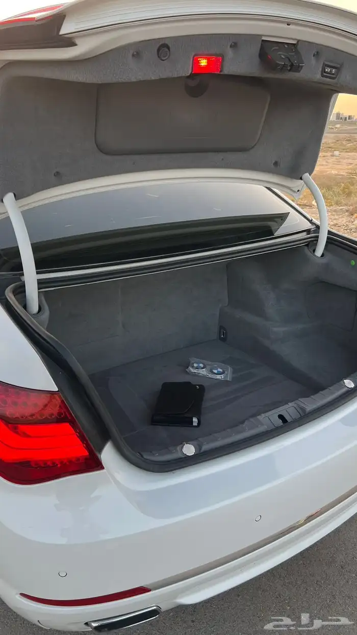 بي ام 750 2014 7