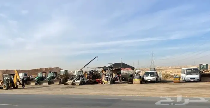 لليجار جي سي بي عرجاء Backholder 3