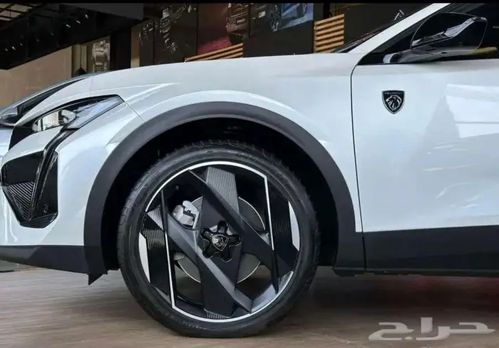 عرض بيجو جي تي gt 408 الضريبة علينا 4