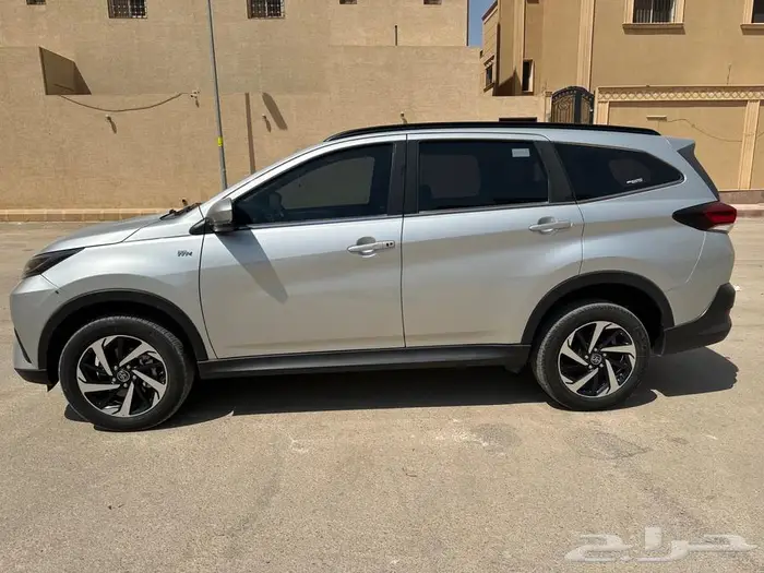 للبيع تويوتا راش فل كامل 2023 3