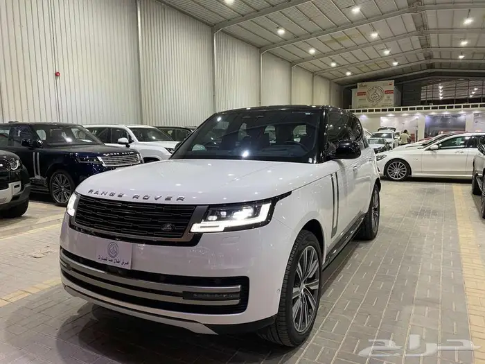 رينج روفر HSE موديل 2023 ابيض 6 سلندر ماشيه 55000كم 6