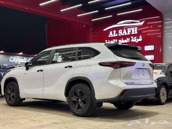 تويوتا هايلاندر بلاك اديشن 2025 1