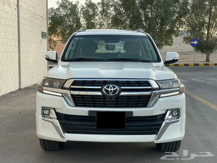 لاندكروزر 2021 مالك  أول GXR 3