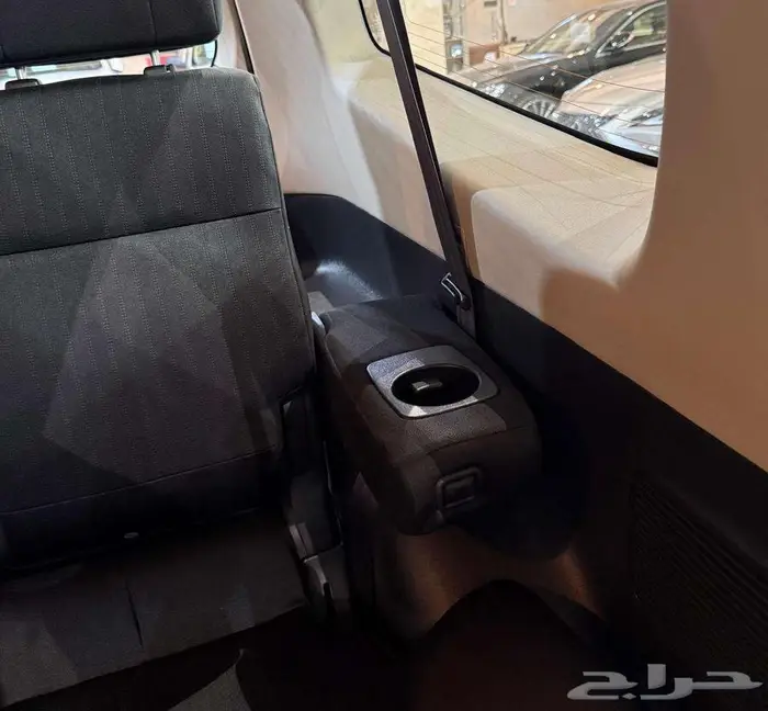 للبيع باجيرو 2020 بابين V6 3.8 سعودي 46
