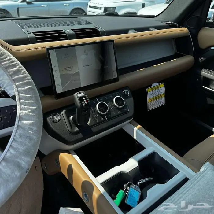 2025 ديفندر P300 جديد اصفار ب 269 4