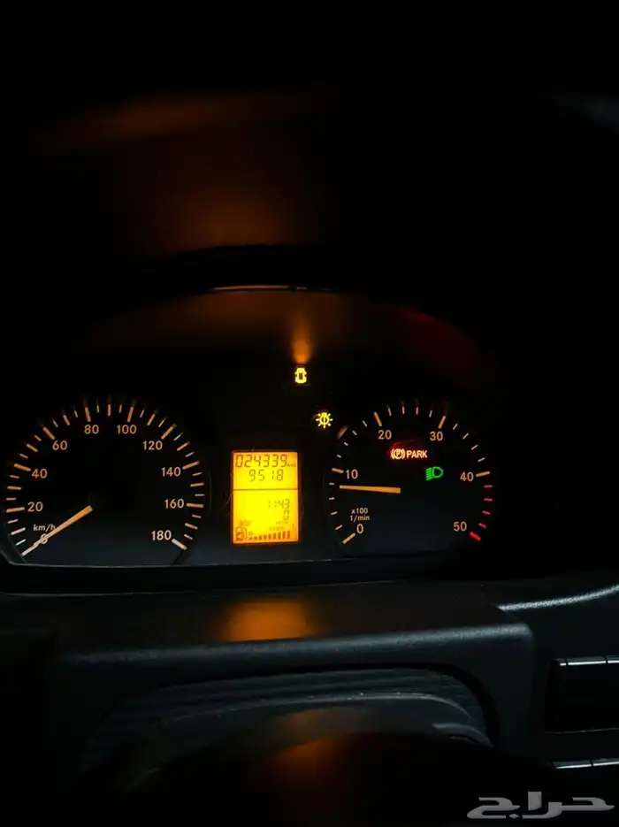 مرسيدس سبرنتر 2015 11