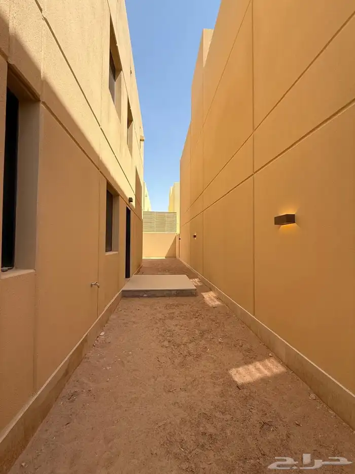 Townhouse villa for rent_ فيلا للإيجار حي سدرة ( روشن ) 11
