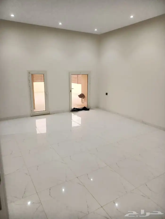 فيلا للإيجار حي مشرفه الدانه 13