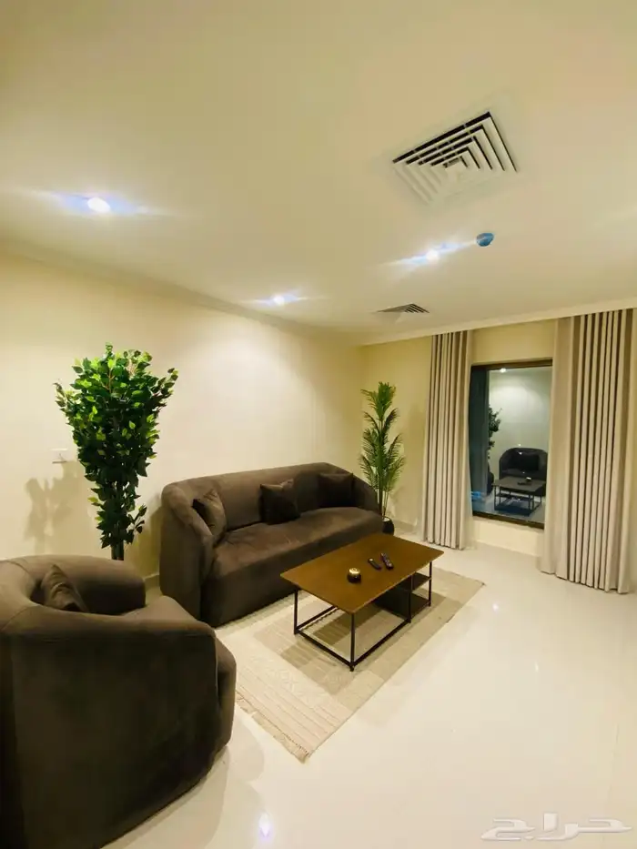 شقة مفروشة فاخره للايجار الدمام على الكورنيش 3