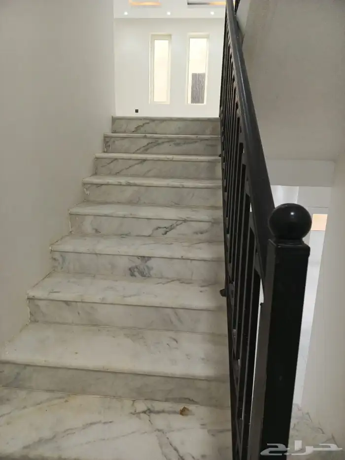 فيلا للإيجار حي مشرفه الدانه 6