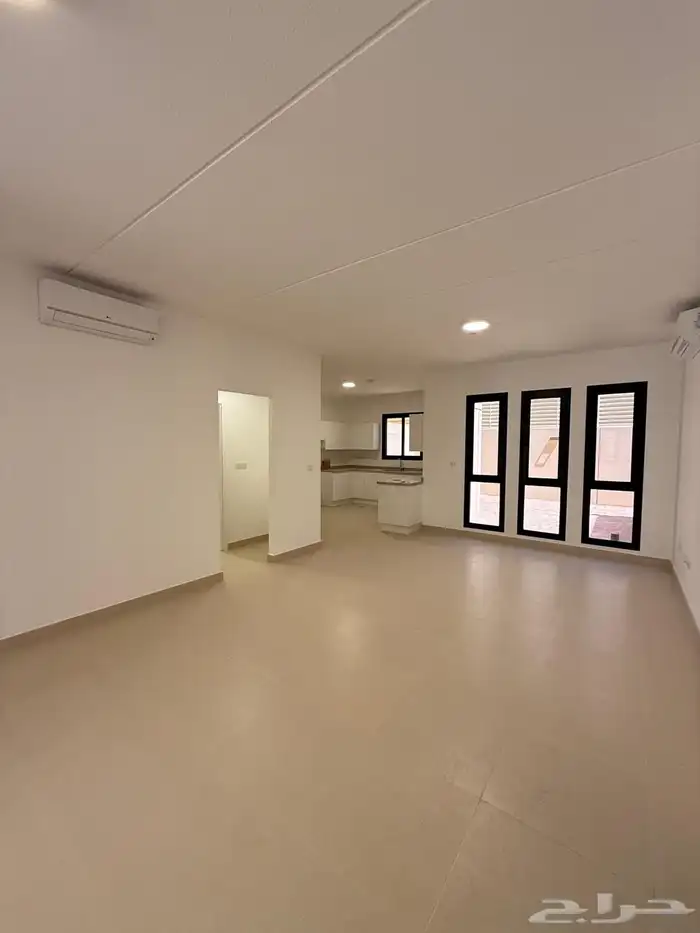 Townhouse villa for rent_ فيلا للإيجار حي سدرة ( روشن ) 3