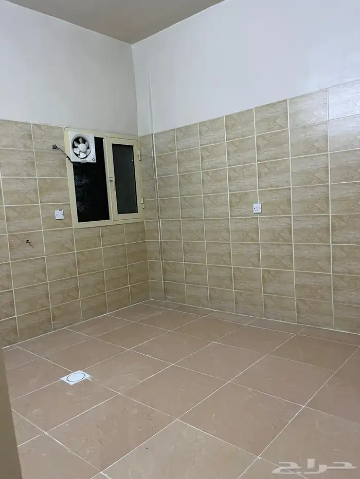 شقة عوايل للايجار ( للمقيمين ) عرعر المحمدية 5
