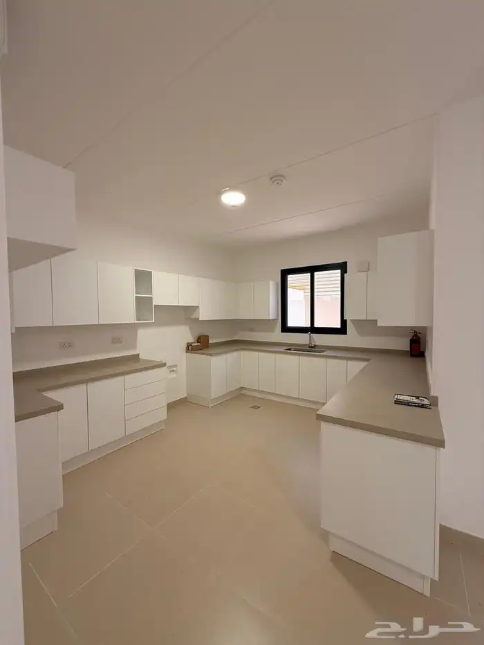 Townhouse villa for rent_ فيلا للإيجار حي سدرة ( روشن ) 5
