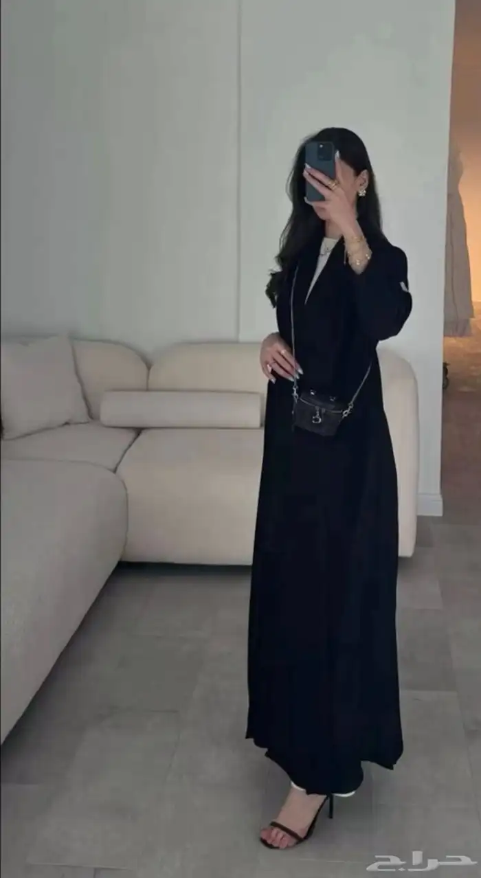 عبايه قماش كريب ملكي كوري اسود 3